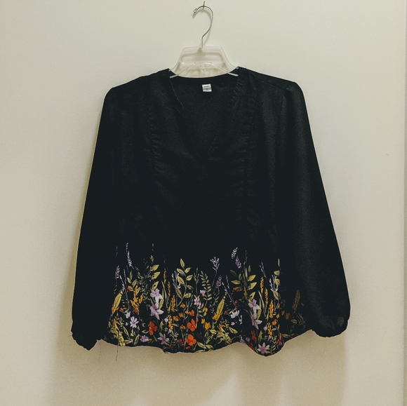 Old Navy Tops - 5/$20 Old Navy Long Sleeve Peplum Blouse